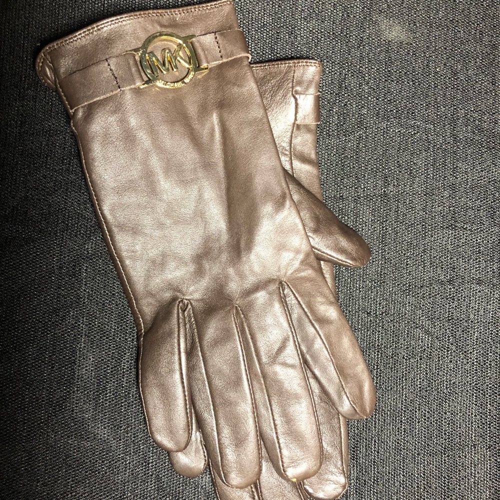 Michael Kors gloves